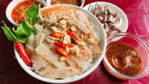 Ăn sáng Phú Yên với top 10 món đặc sản địa phương nổi tiếng.