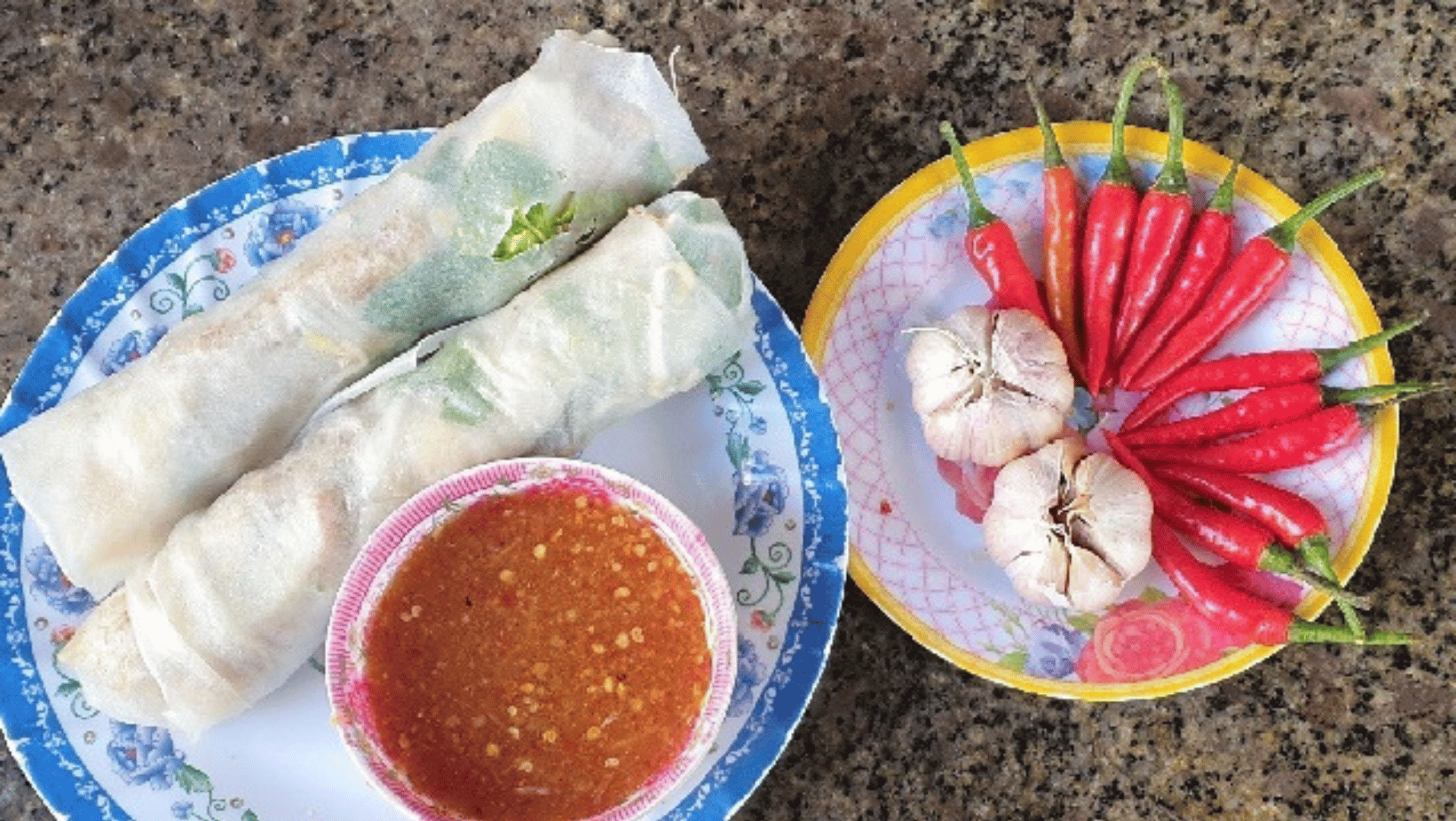 4: Bánh Cuốn Tây Sơn - Top 10 món ăn sáng đặc sản tại Quy Nhơn.